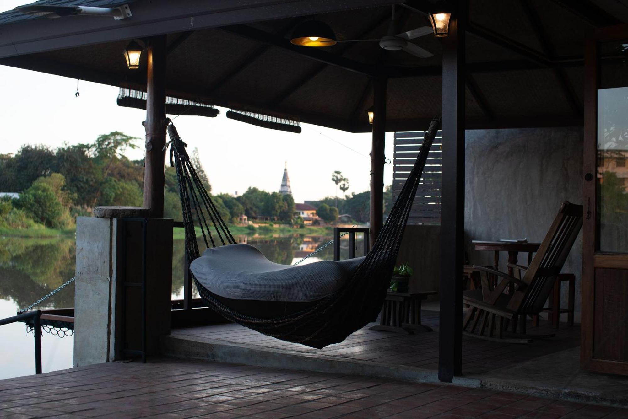 Tolani Riverside Villa Chiang Mai Luaran gambar