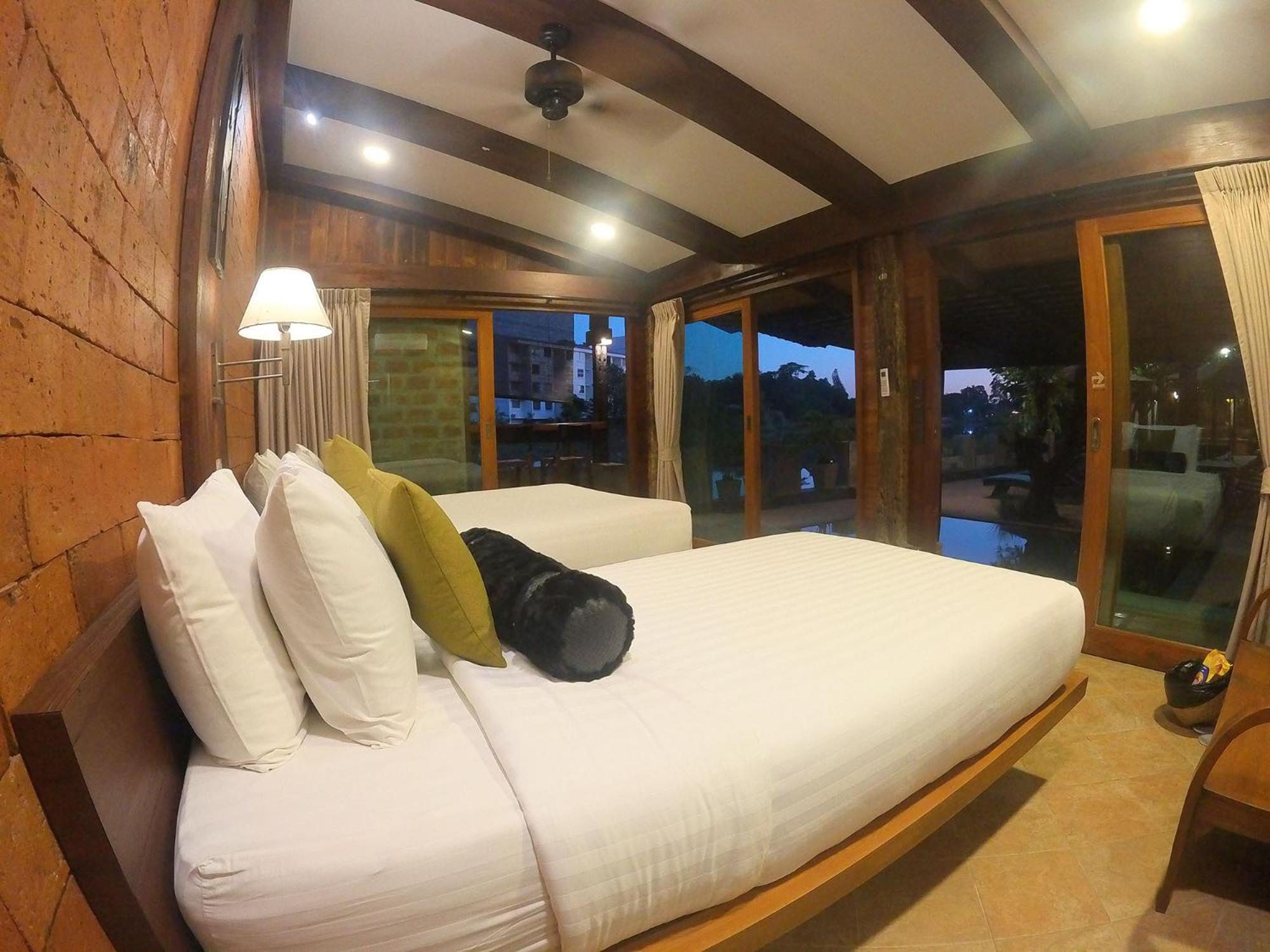 Tolani Riverside Villa Chiang Mai Luaran gambar
